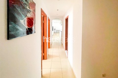 Apartment in Shams, Jumeirah Beach Residence, Dubai 3 bedrooms, 173 sq.m. № 45021 - photo 8