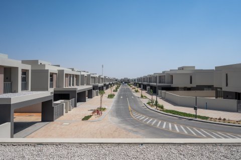 Townhouse in Dubai South (Dubai World Central), Dubai 4 bedrooms, 306.12 sq.m. № 141130 - photo 6