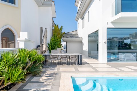 Villa à Palm Jumeirah, Dubai, 5 chambres, 622.64 m², № 141131 - photo 28