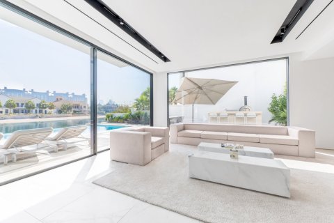 Villa à Palm Jumeirah, Dubai, 5 chambres, 622.64 m², № 141131 - photo 14
