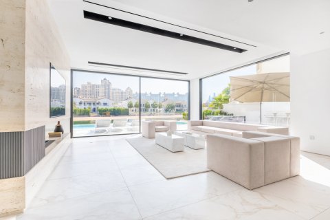 Villa à Palm Jumeirah, Dubai, 5 chambres, 622.64 m², № 141131 - photo 6