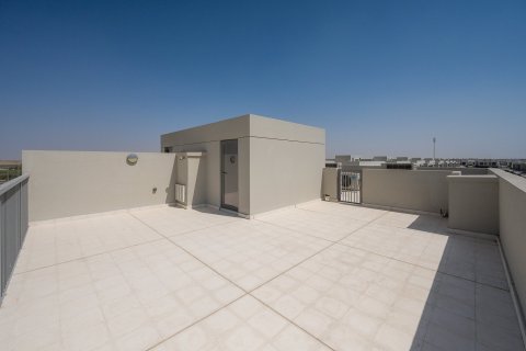 Townhouse in Dubai South (Dubai World Central), Dubai 4 bedrooms, 306.77 sq.m. № 141137 - photo 9