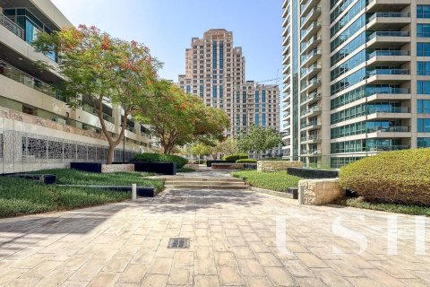 Apartment in The Views, Dubai 1 bedroom, 79 sq.m. № 39683 - photo 24