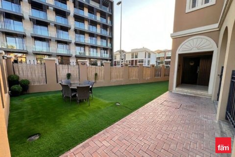 Appartement à Old Town, Dubai, 1 chambre, 103.7 m², № 109851 - photo 1