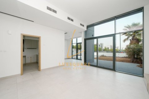 فيلا في Al Furjan, دبي 4 غرف نوم, 360 م² رقم 137605 - صورة 2