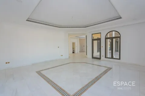 Villa en Palm Jumeirah, Dubai, 5 dormitorios, 650 m², № 61661 - foto 8