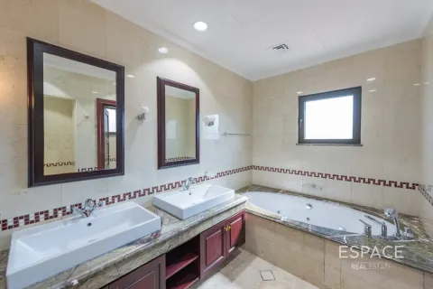 Villa en Palm Jumeirah, Dubai, 5 dormitorios, 650 m², № 61661 - foto 19