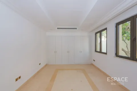 Villa en Palm Jumeirah, Dubai, 5 dormitorios, 650 m², № 61661 - foto 11