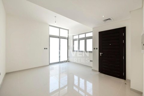 Maison de ville à Dubai, 3 chambres, 174.84 m², № 142540