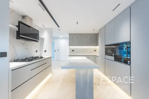 Villa in Meadows, Dubai 4 bedrooms, 390 sq.m. № 122516 - photo 8