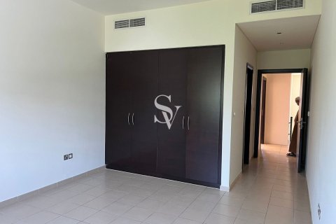 تاون هاوس في District 12, دائرة قرية جميرا, دبي 3 غرف نوم, 317 م² رقم 115598 - صورة 2