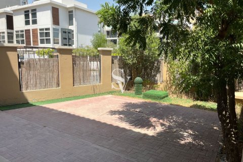 تاون هاوس في District 12, دائرة قرية جميرا, دبي 3 غرف نوم, 317 م² رقم 115598 - صورة 14