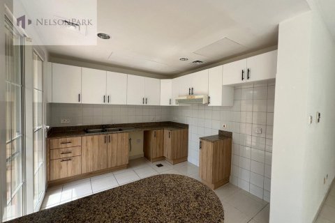 Вилла в Springs 11, The Springs, Дубай, 3 спальни, 254.7м², № 11369