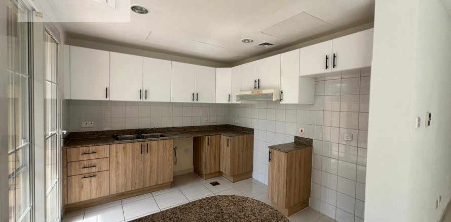 Вилла в Springs 11, The Springs, Дубай, 3 спальни, 254.7м², № 11369