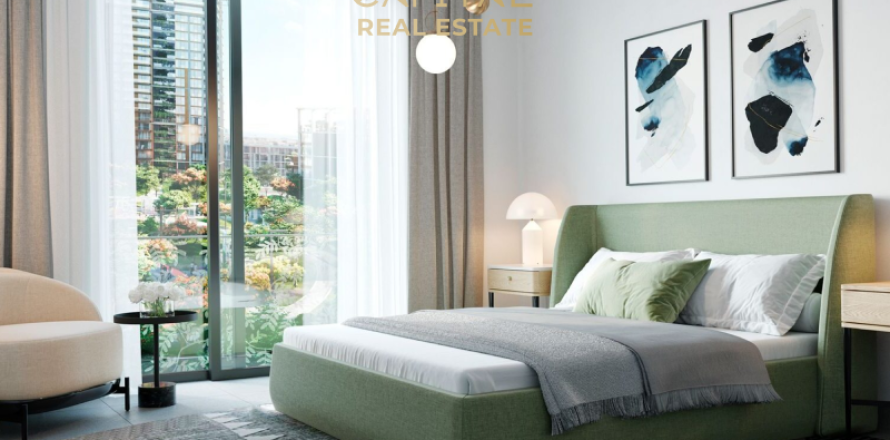 Apartment in Dubai studio, 728 sq.m. № 37347