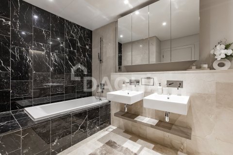 Apartment in The Crescent, Palm Jumeirah, Dubai 3 bedrooms, 162 sq.m. № 141413 - photo 14