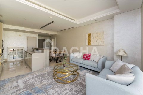 Купить квартиру в The Crescent, Пальма Джумейра, Дубай: 2 спальни, 124м², № 141408 - фото 3