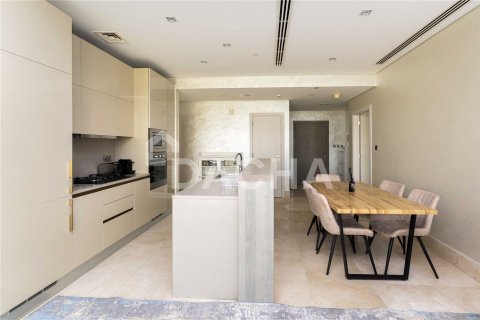 Купить квартиру в The Crescent, Пальма Джумейра, Дубай: 2 спальни, 124м², № 141408 - фото 4
