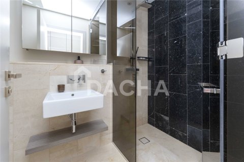 Купить квартиру в The Crescent, Пальма Джумейра, Дубай: 2 спальни, 124м², № 141408 - фото 16