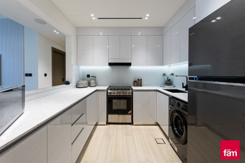 Apartment in Dubai 2 bedrooms, 106.2 sq.m. № 137555 - photo 2