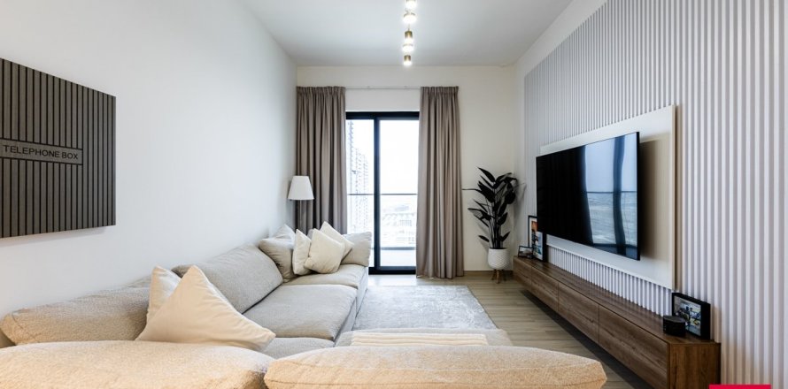 Apartment in Dubai 2 bedrooms, 106.2 sq.m. № 137555