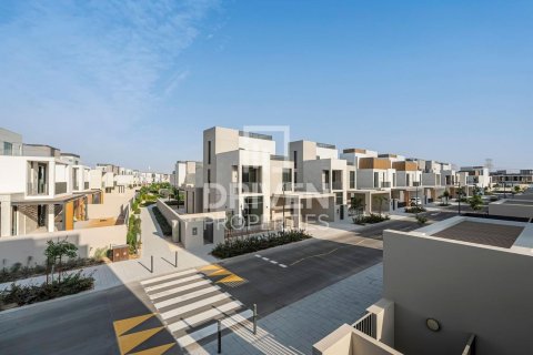 Villa in Arabian Ranches 3, Dubai 4 bedrooms, 447.98 sq.m. № 140684 - photo 4