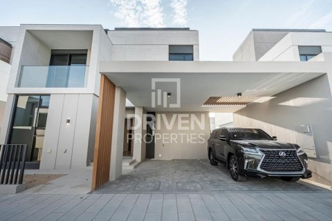 Villa in Arabian Ranches 3, Dubai 4 bedrooms, 447.98 sq.m. № 140684 - photo 19