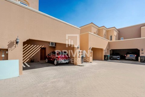 Купить виллу в Amaranta, Dubai Land, Дубай: 2 спальни, 157.94м², № 140681 - фото 15