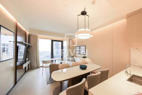 Снять в аренду квартиру в The Address Residences Dubai Opera, Даунтаун Дубай (Даунтаун Бурдж Дубай), Дубай: 2 спальни, 110.46м², № 127941 - фото 2