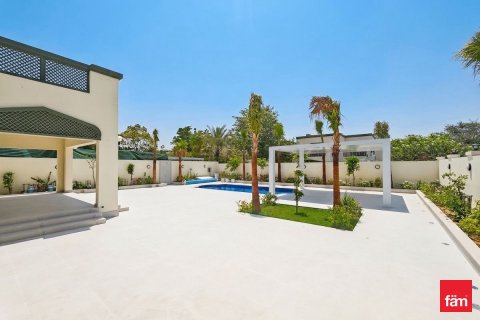 Villa in Jumeirah Park, Dubai 5 bedrooms, 781.6 sq.m. № 112523 - photo 7