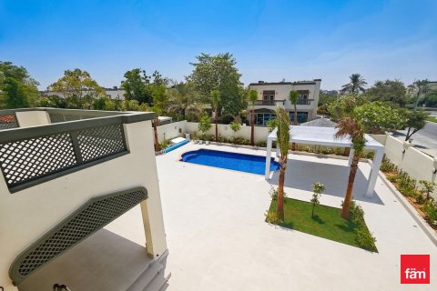 Villa in Jumeirah Park, Dubai 5 bedrooms, 781.6 sq.m. № 112523 - photo 28