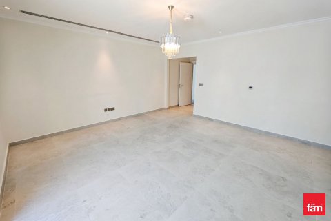 Villa in Jumeirah Park, Dubai 5 bedrooms, 781.6 sq.m. № 112523 - photo 17