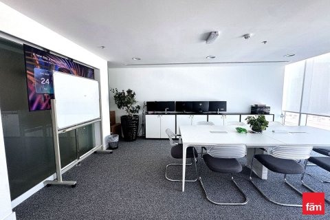 Office in Dubai 228.4 sq.m. № 112520 - photo 2