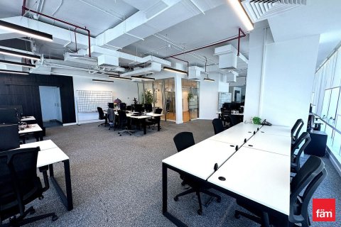 Office in Dubai 228.4 sq.m. № 112520