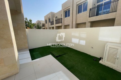 Купить таунхаус в DAMAC Hills (Akoya by DAMAC), Дубай: 3 спальни, 159м², № 8848 - фото 6