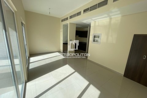 Купить таунхаус в DAMAC Hills (Akoya by DAMAC), Дубай: 3 спальни, 159м², № 8848 - фото 5