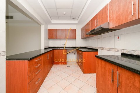 Appartement à Jumeirah Lake Towers, Dubai, 2 chambres, 107 m², № 114468 - photo 4