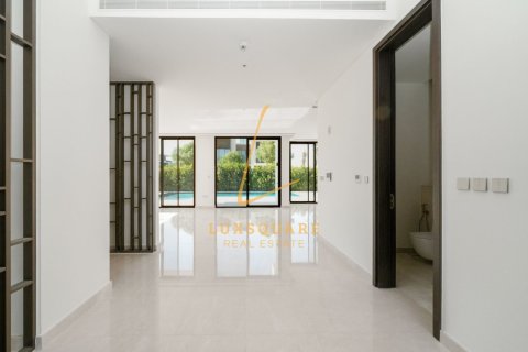 Villa in Dubai Hills Estate, Dubai 5 bedrooms, 854 sq.m. № 114466 - photo 3