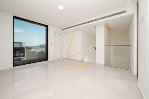 Villa in Dubai Hills Estate, Dubai 5 bedrooms, 854 sq.m. № 114466 - photo 22