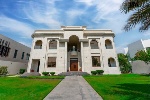 Villa in Umm Al Sheif, Dubai 7 bedrooms, 1393.5 sq.m. № 99941