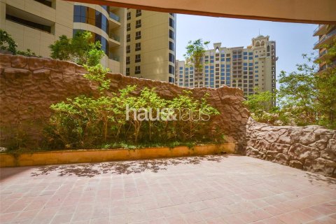 Apartamento en Palm Jumeirah, Dubai, 1 dormitorio, 118 m², № 45230