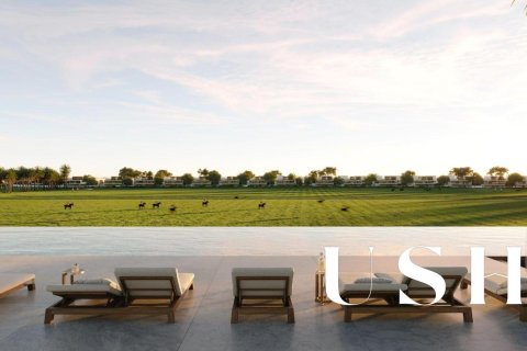 Villa en Dubai Investment Park, Dubai, 4 dormitorios, 355 m², № 39236 - foto 15