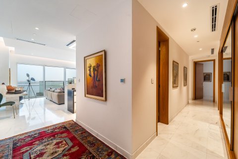 Apartment in Dubai Marina, Dubai 3 bedrooms, 242 sq.m. № 97203 - photo 10