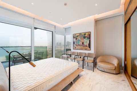 Apartment in Dubai Marina, Dubai 3 bedrooms, 242 sq.m. № 97203 - photo 16