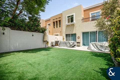Villa en Arabian Ranches, Dubai, 4 dormitorios, 244 m², № 75667 - foto 19