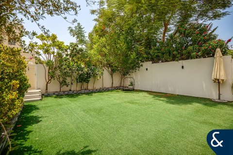 Villa en Arabian Ranches, Dubai, 4 dormitorios, 244 m², № 75667 - foto 20