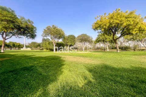 Villa à The Springs, Dubai, 3 chambres, 228 m², № 44209 - photo 7
