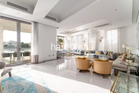 Villa en Garden Homes, Palm Jumeirah, Dubai, 5 dormitorios, 505 m², № 44211 - foto 4