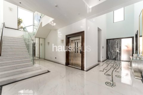 Villa en Garden Homes, Palm Jumeirah, Dubai, 5 dormitorios, 505 m², № 44211 - foto 2