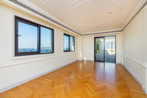Penthouse in Bur Dubai, Dubai 5 bedrooms, 1207.04 sq.m. № 52866 - photo 12